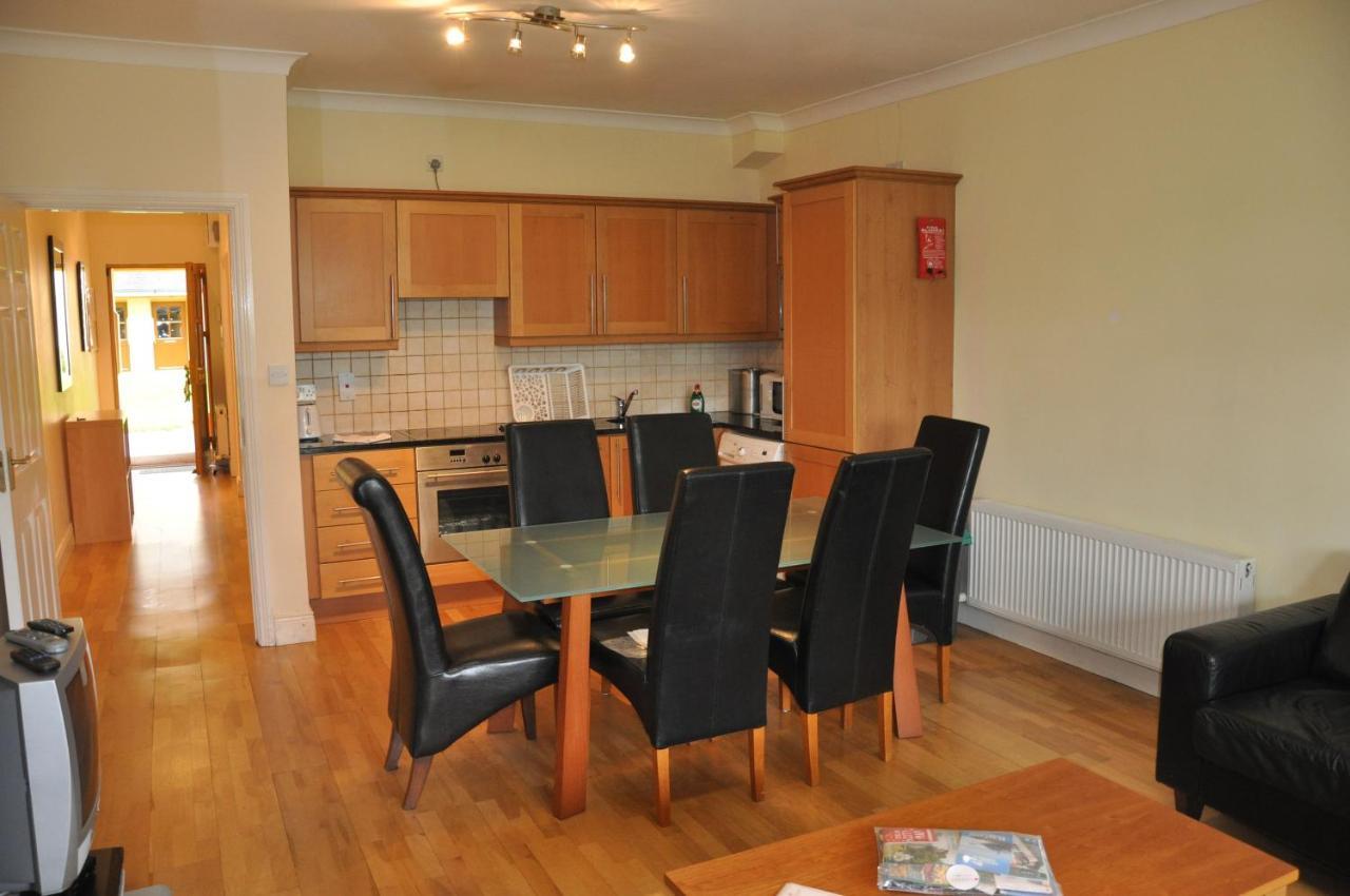 Heyward Mews Holiday Homes By Trident Holiday Homes Swords Extérieur photo