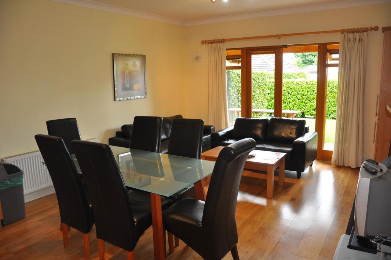 Heyward Mews Holiday Homes By Trident Holiday Homes Swords Extérieur photo