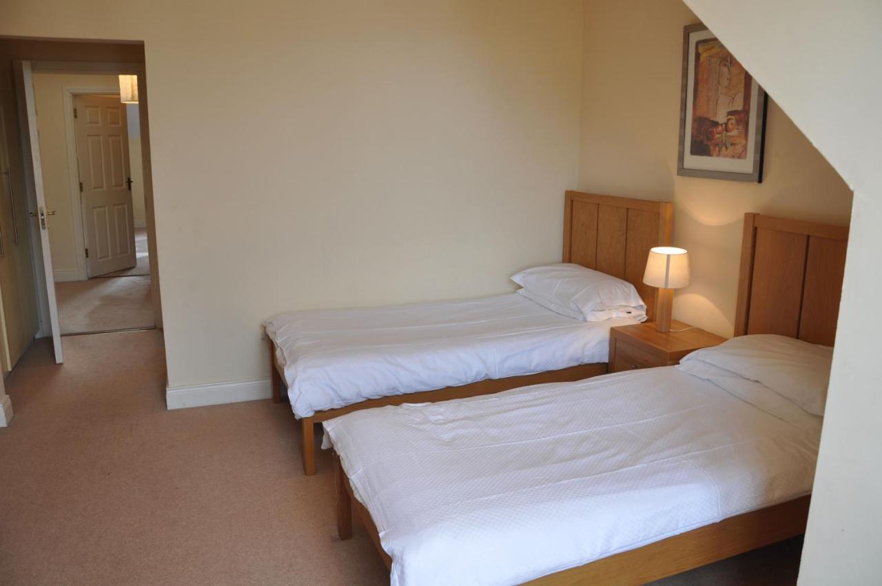 Heyward Mews Holiday Homes By Trident Holiday Homes Swords Extérieur photo